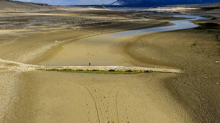 Konya'da sular altında kalmıştı! 11 gözlü köprü yeniden ortaya çıktı 8